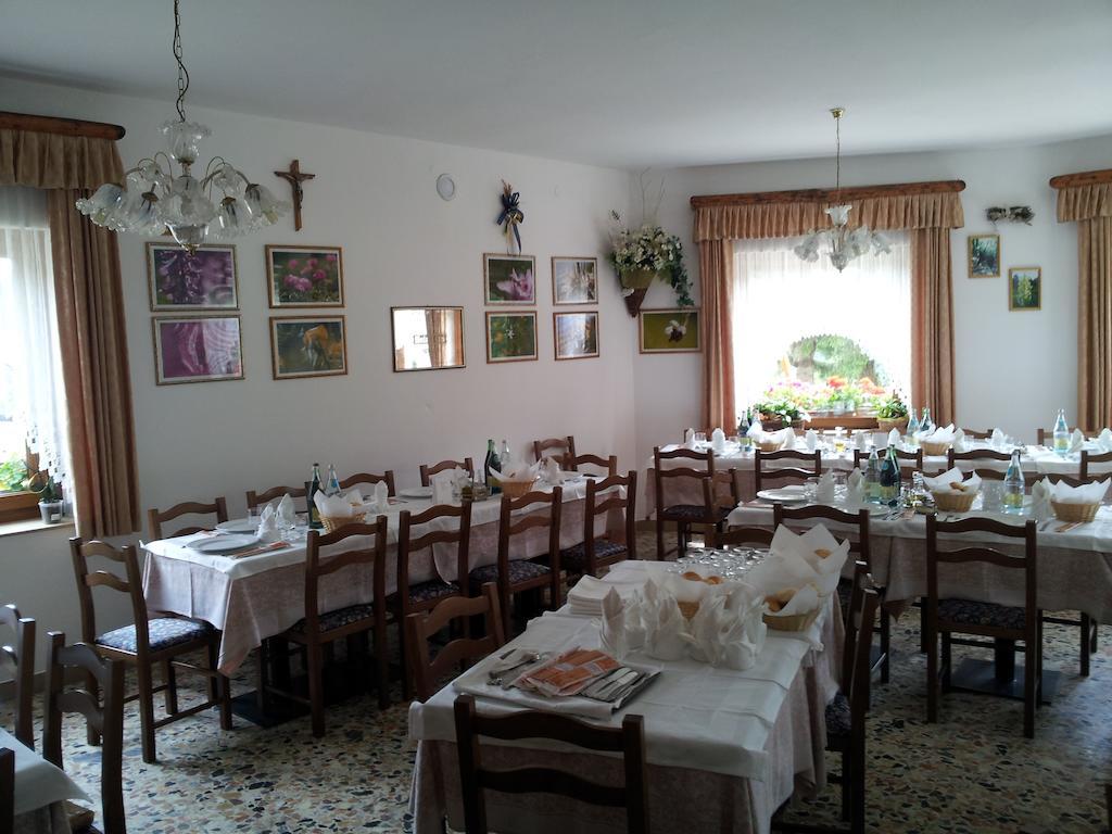 Rifugio Monte Baldo Hotel Avio Ngoại thất bức ảnh