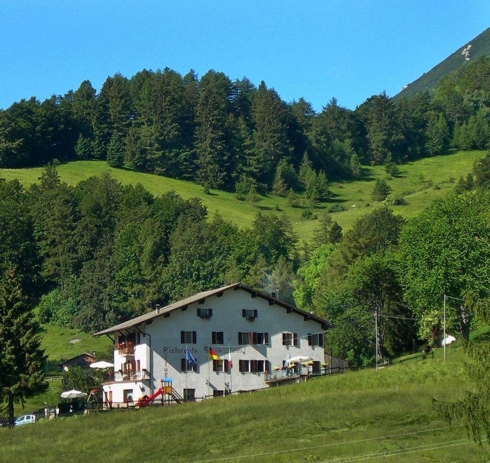 Rifugio Monte Baldo Hotel Avio Ngoại thất bức ảnh