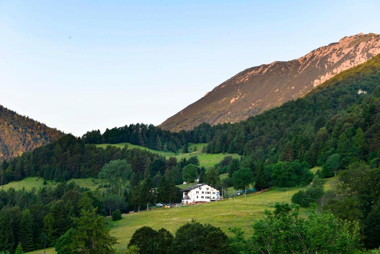 Rifugio Monte Baldo Hotel Avio Ngoại thất bức ảnh