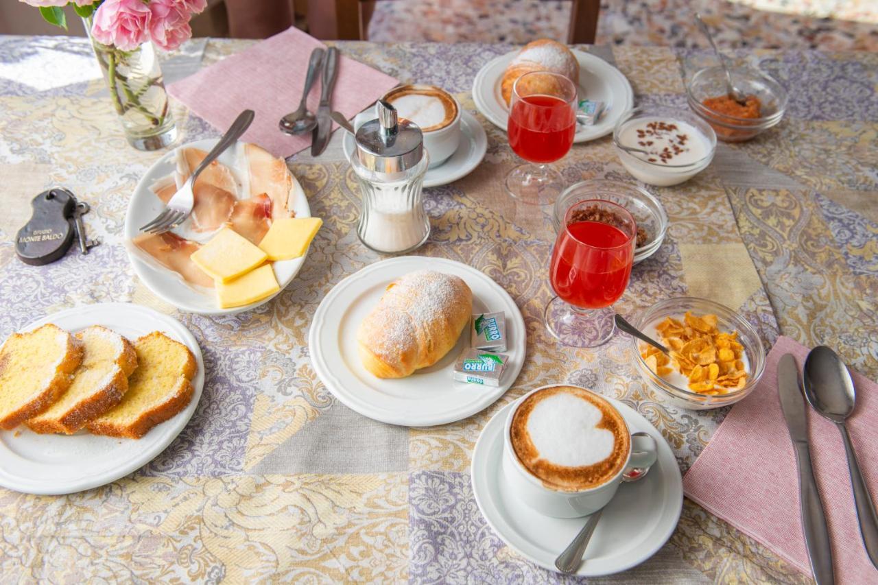 Rifugio Monte Baldo Hotel Avio Ngoại thất bức ảnh